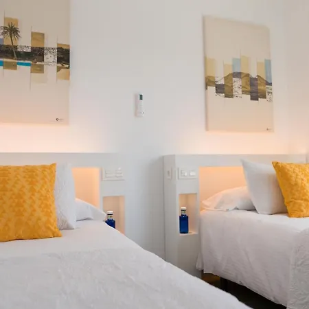 Sea Breeze Lapa And Claca Villa *